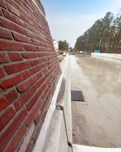 Werk in uitvoering - kitwerk in Maarsbergen- door ProNed | Dé oppervlakteverbeteraars