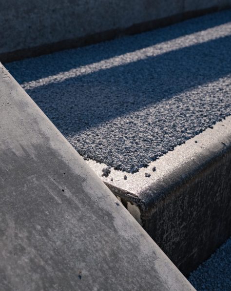 Werk in uitvoering - aanbrengen slijtlaag Oude Haagsebrug - door ProNed | Dé oppervlakteverbeteraars