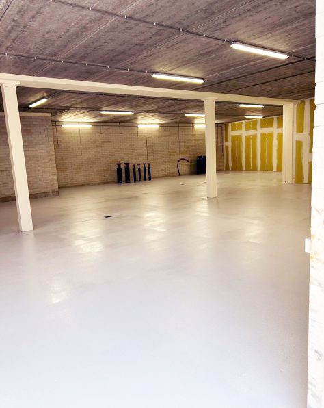 Werk in uitvoering - Vloercoating Fabriekskwartier in Tilburg - door ProNed | Dé oppervlakteverbeteraars